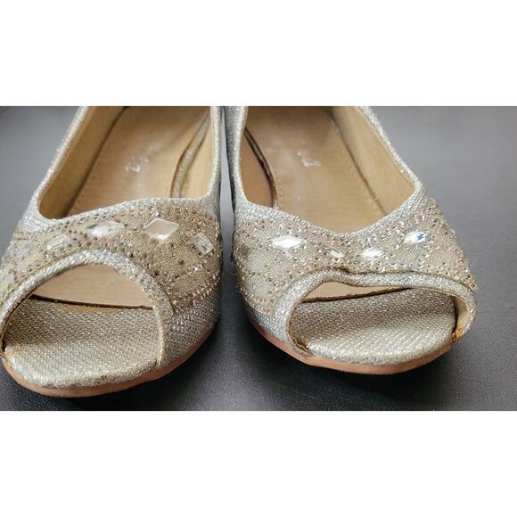 Lucita Silver Embellished Open Toe Heels - Size 5.5 - Picture 3 of 10